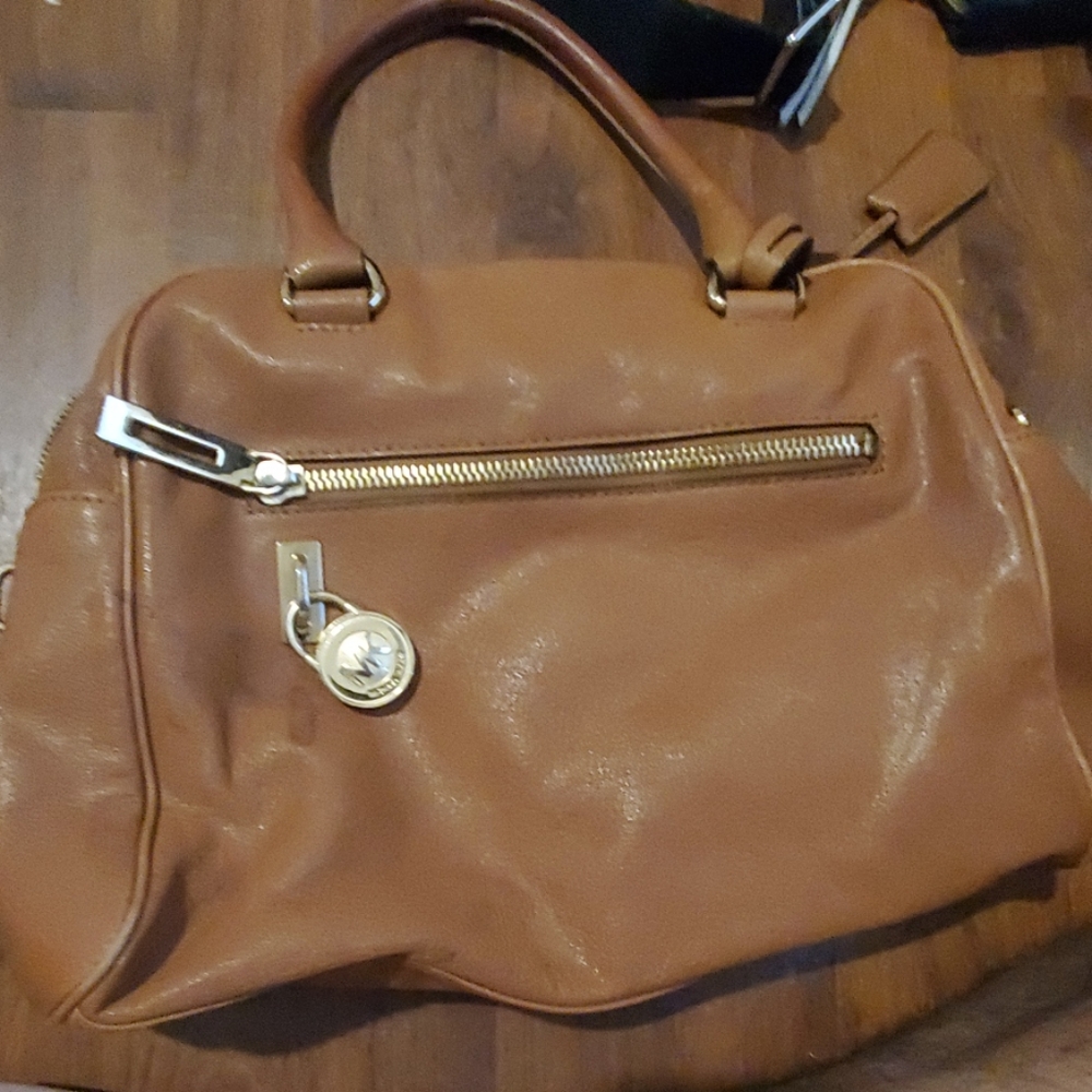 Micheal Kors small handbag